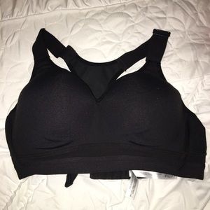 Victoria Sport sports bra